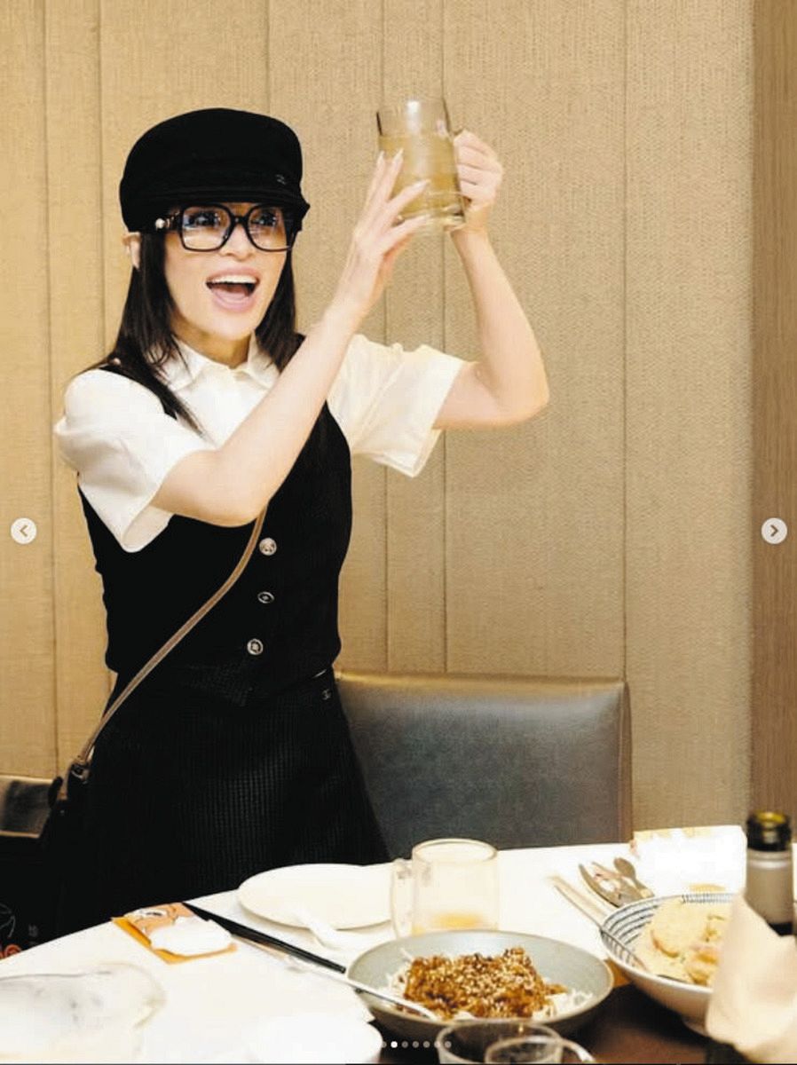 ◇浜崎あゆみ、「雰囲気が違う」と話題のオフショット【写真複数】：中