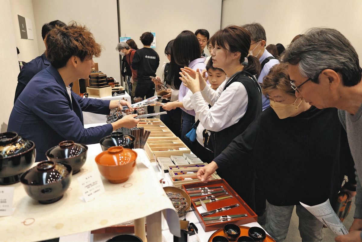 輪島塗販売 被災地の一助 九谷茶碗まつり開幕：北陸中日新聞Web