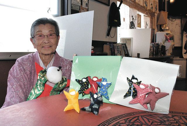 変身！忍者ボボいかが 伊賀・90歳の福田さん制作、うどん屋で人気