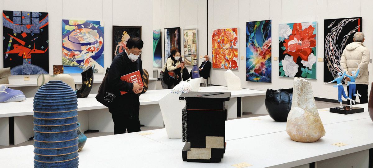 日展　名古屋展 2026　２0枚 力作500点が一堂に 名古屋・栄で「日展名古屋展2026」が開幕、2月15日