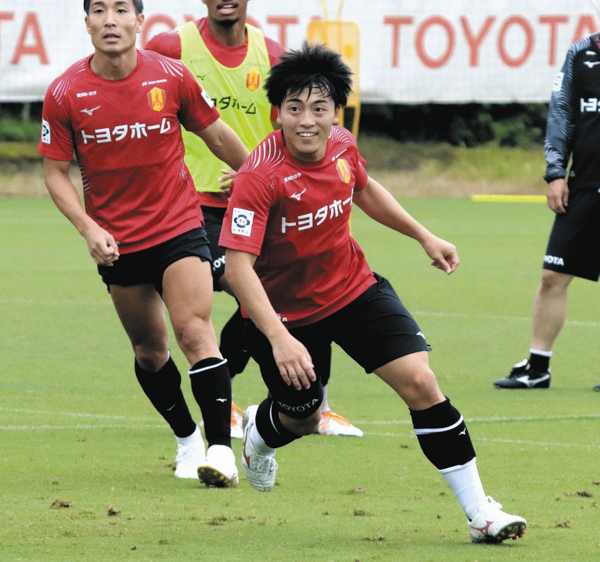 名古屋グランパス】6月に海外チームを退団した相馬勇紀、14日の 名古屋グランパス】6月に海外チームを退団した相馬勇紀、14日の