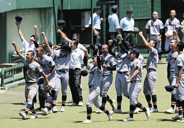 上田西、奇跡の八回で逆転 甲子園切符、長野県72チームの頂点に：中日