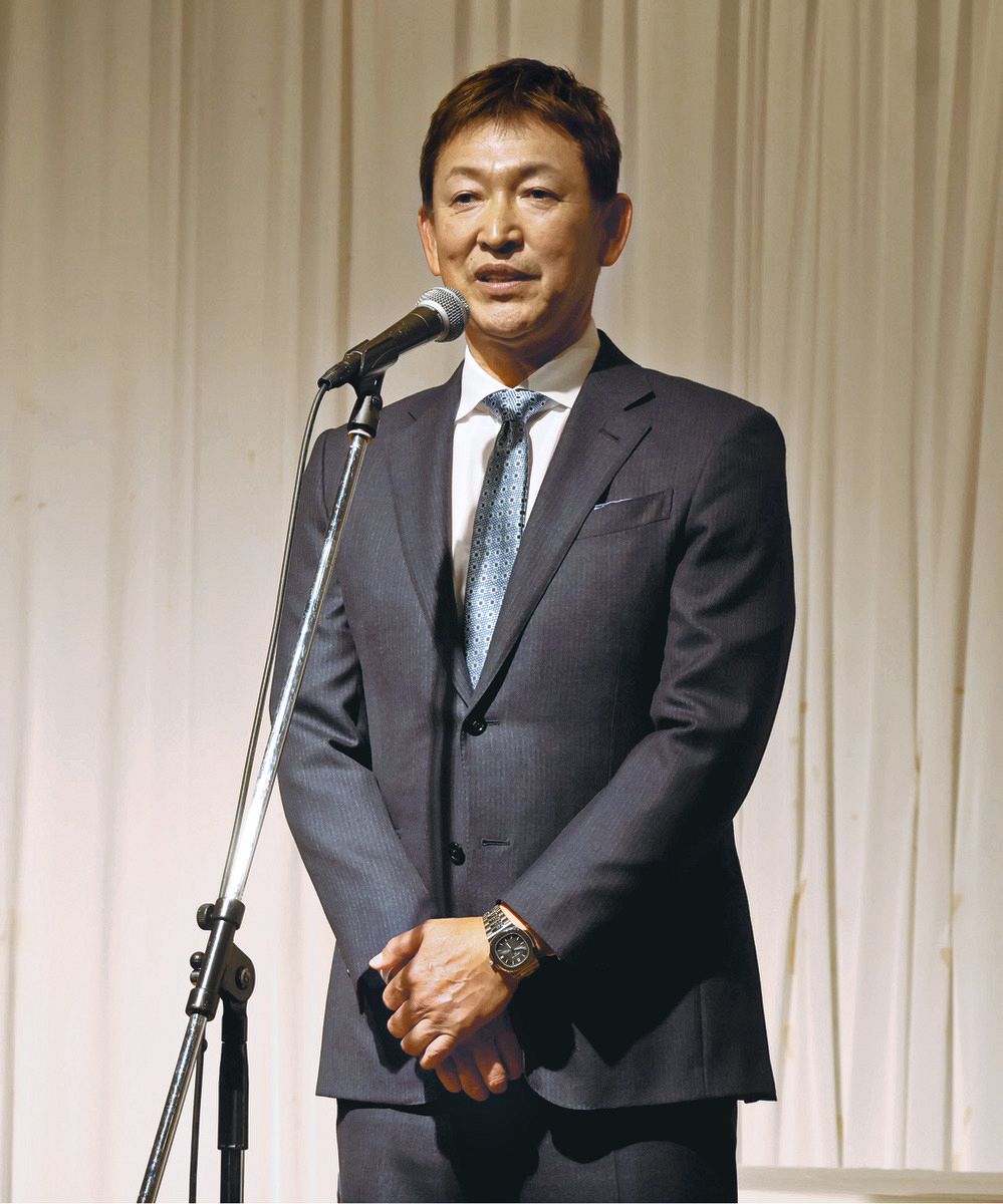 中 日 ドラゴンズ 監督