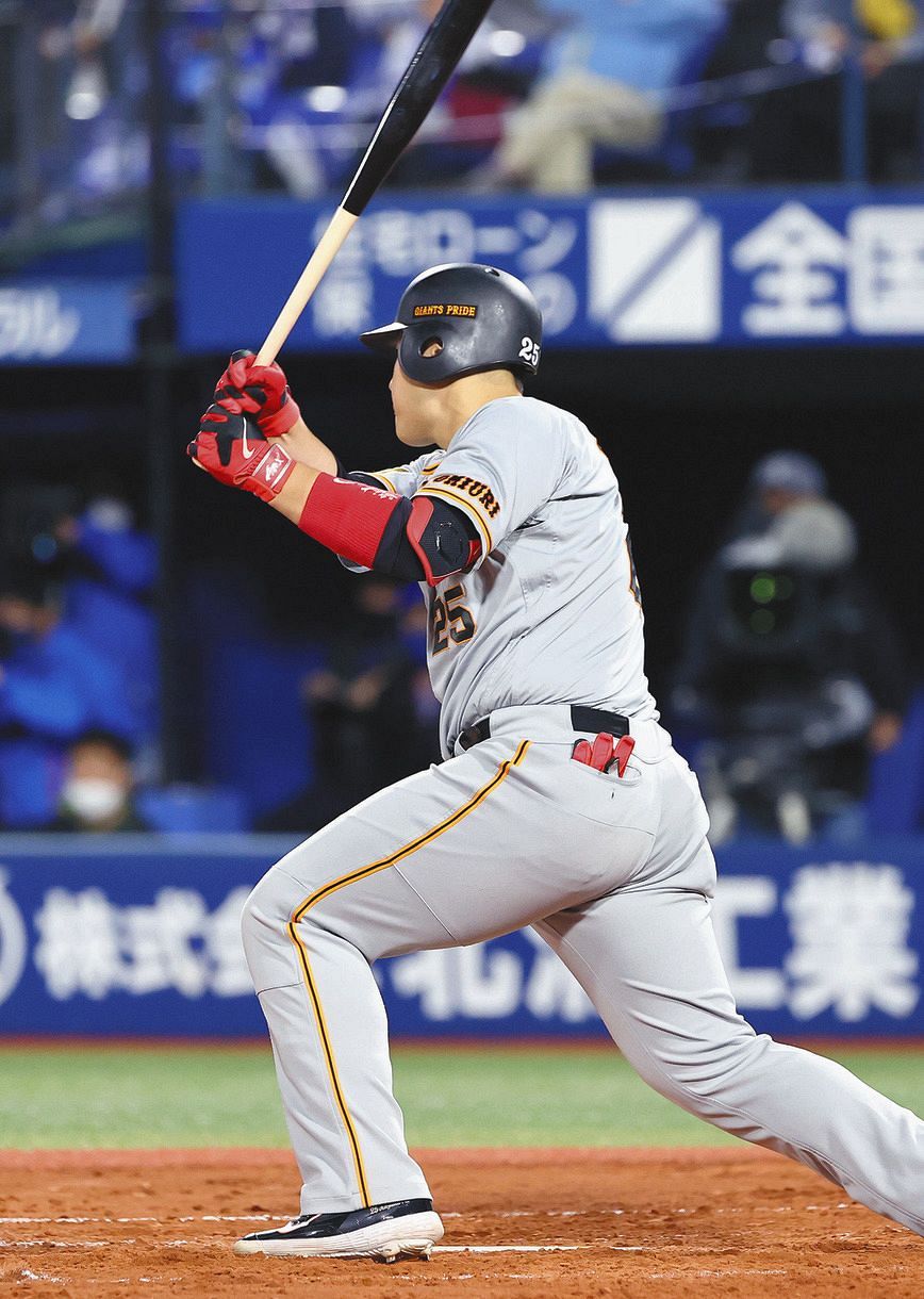巨人 岡本 先制打だダメ押し打だ 2安打3打点 あすからもまた打てるように 中日スポーツ 東京中日スポーツ 巨人 岡本 先制打だダメ押し打だ 2安打3打点 あすからもまた打てるように 中日スポーツ 東京中日スポーツ