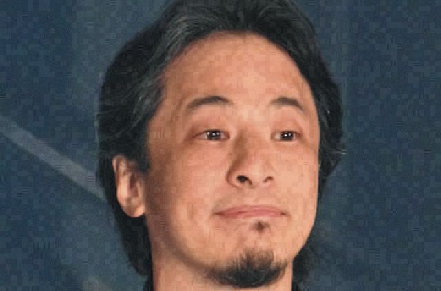 ひろゆきさん「ウ〇コ」連発の独特投稿で投票の“意義”説くも妻から