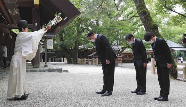 名古屋場所安全祈願 出羽海親方ら熱田神宮参拝 中日新聞web