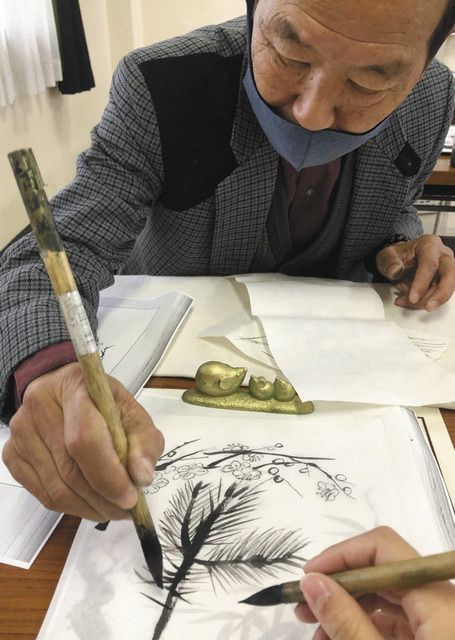 やってみました 記者が西濃体験＞ （4）垂井の水墨画教室に参加