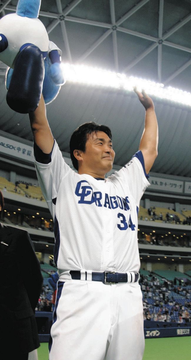 2004年4月21日、2年半ぶりに完封勝利した山本昌＝ナゴヤドームで