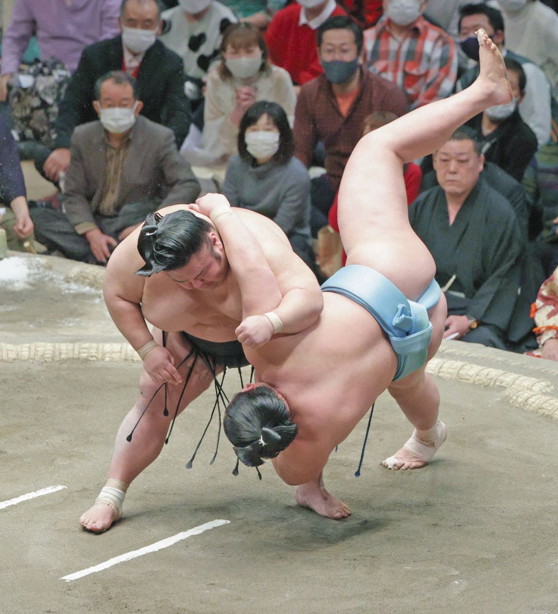 ◇貴景勝、優勝決めた豪快すくい投げ【写真】：中日スポーツ・東京中日