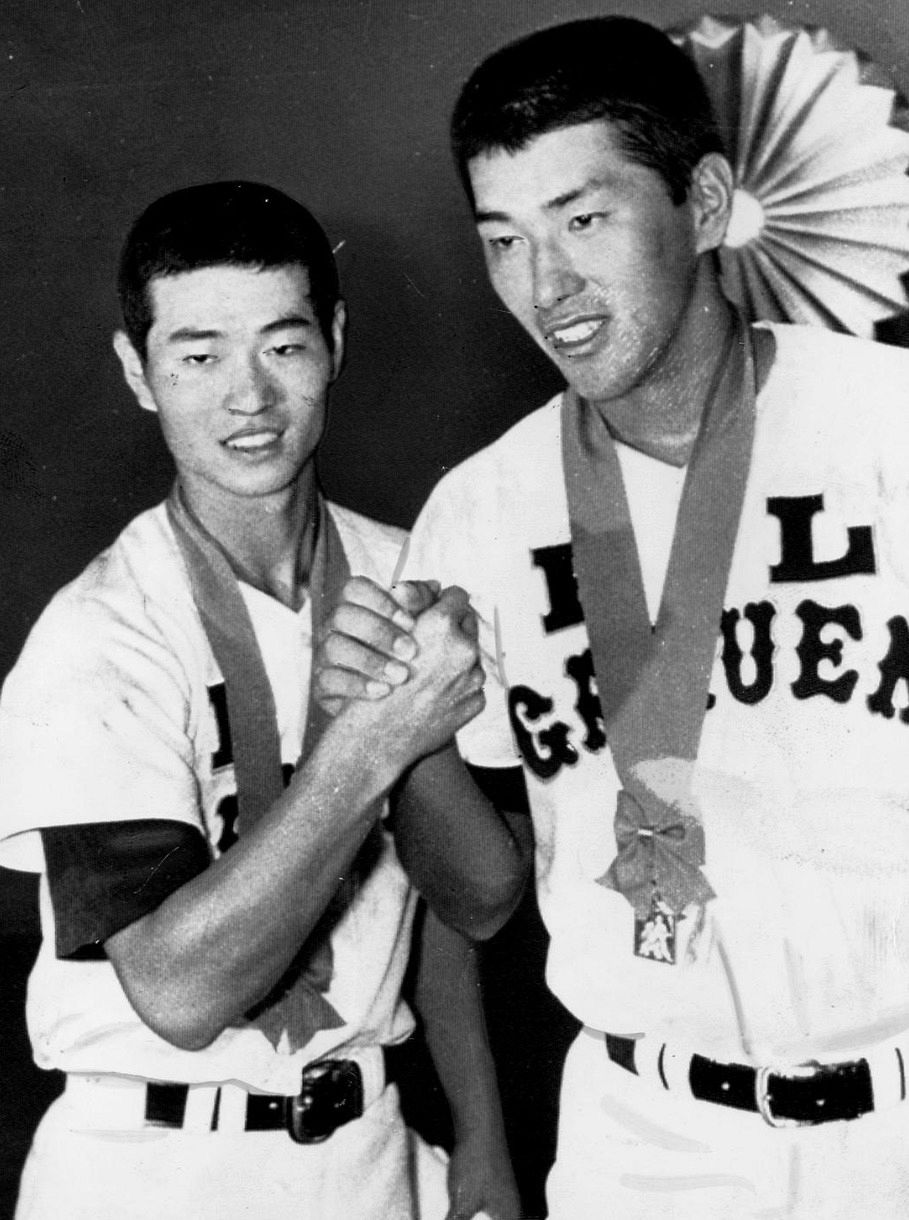 PL学園コンビ時代の桑田真澄投手（左）と清原和博内野手。ドラフトは2人の明暗を分けた＝1985年