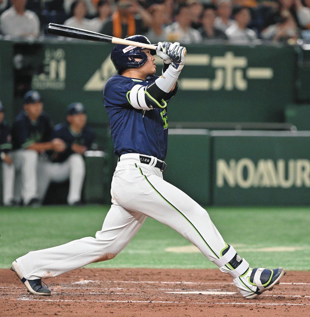 ヤクルト・村上宗隆、父の誕生日に特大5号 「お父さん誕生日