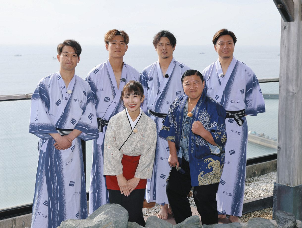 中日】スギちゃん、来季の竜に太鼓判！「楽しく”ワイルド”にやれている」  年末特番でMC務め「井上監督の『ポジティブ』が浸透」：中日スポーツ・東京中日スポーツ