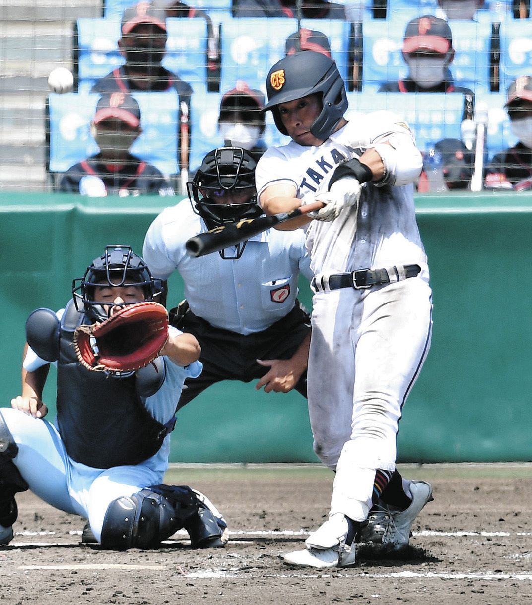 出た！高松商・浅野、今大会3発目はバックスクリーン弾 近江の剛腕