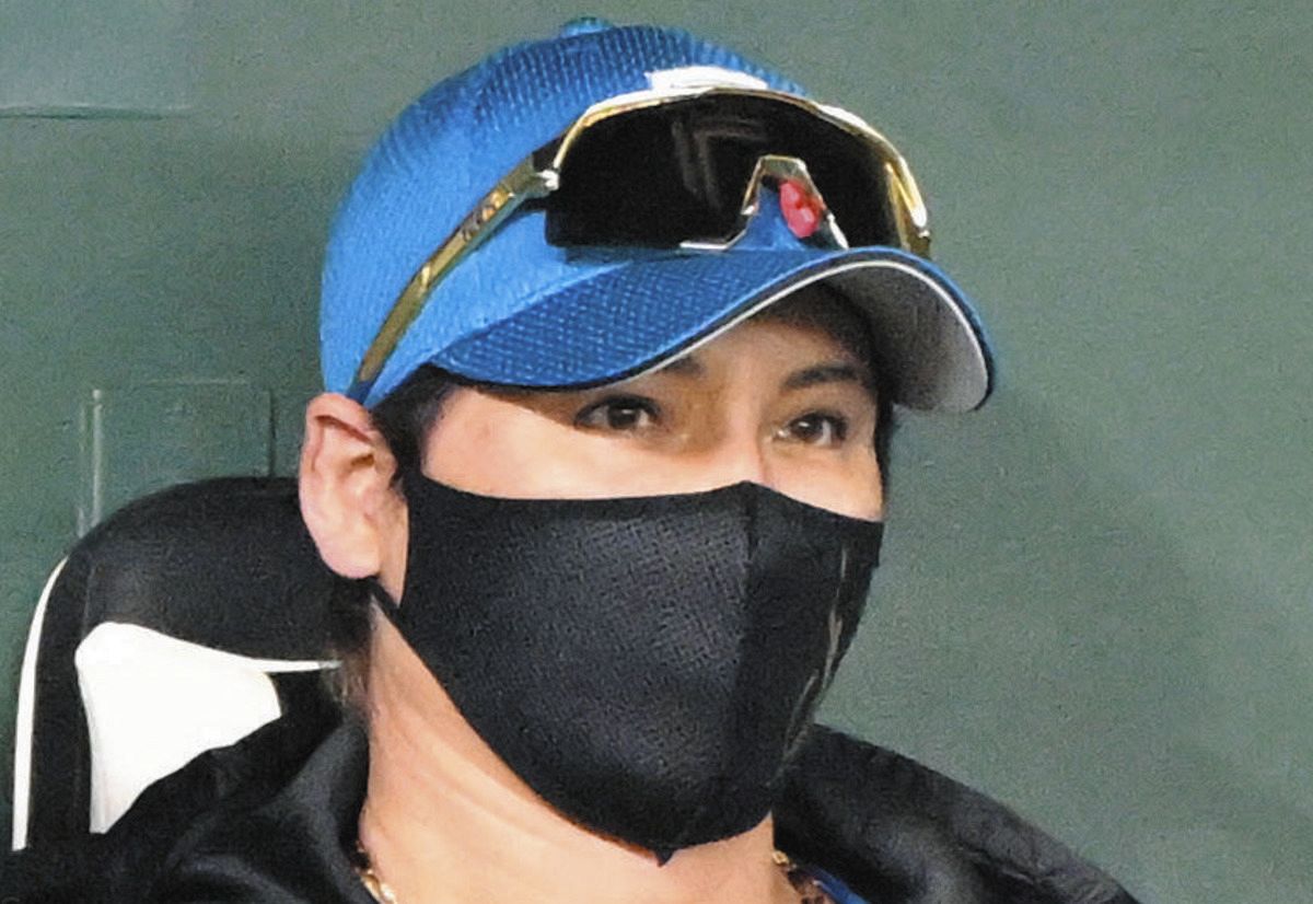 プロ野球アイ　新庄剛志新監督 日本ハム新庄監督が続投表明 3年目の今季は2位躍進 | 高知新聞