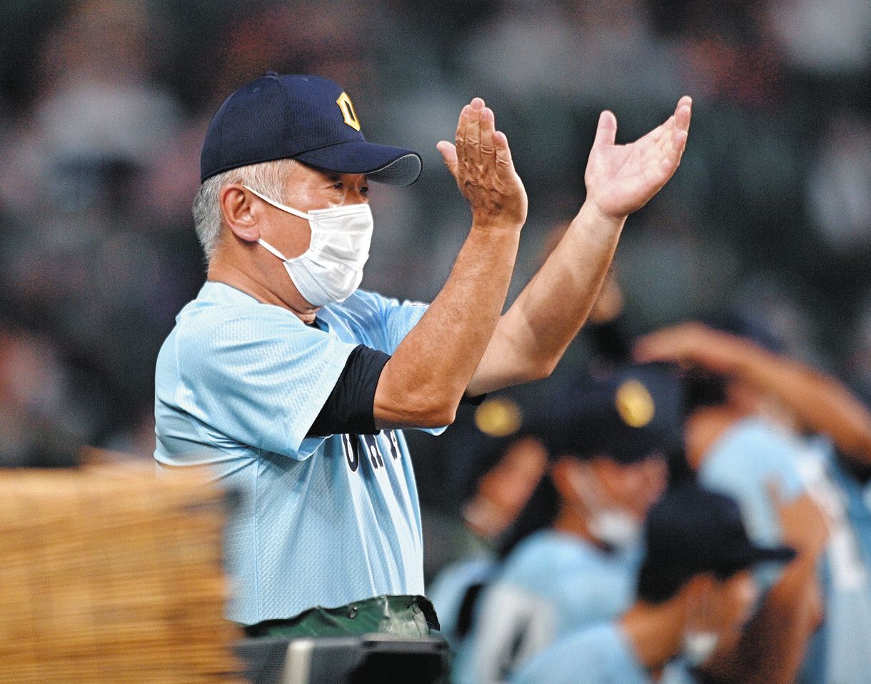 近江高校　硬式野球部　甲子園試合用　キャップ　超激レア Amazon.co.jp: 近江高校 硬式野球部 甲子園試合用 キャップ : スポーツ