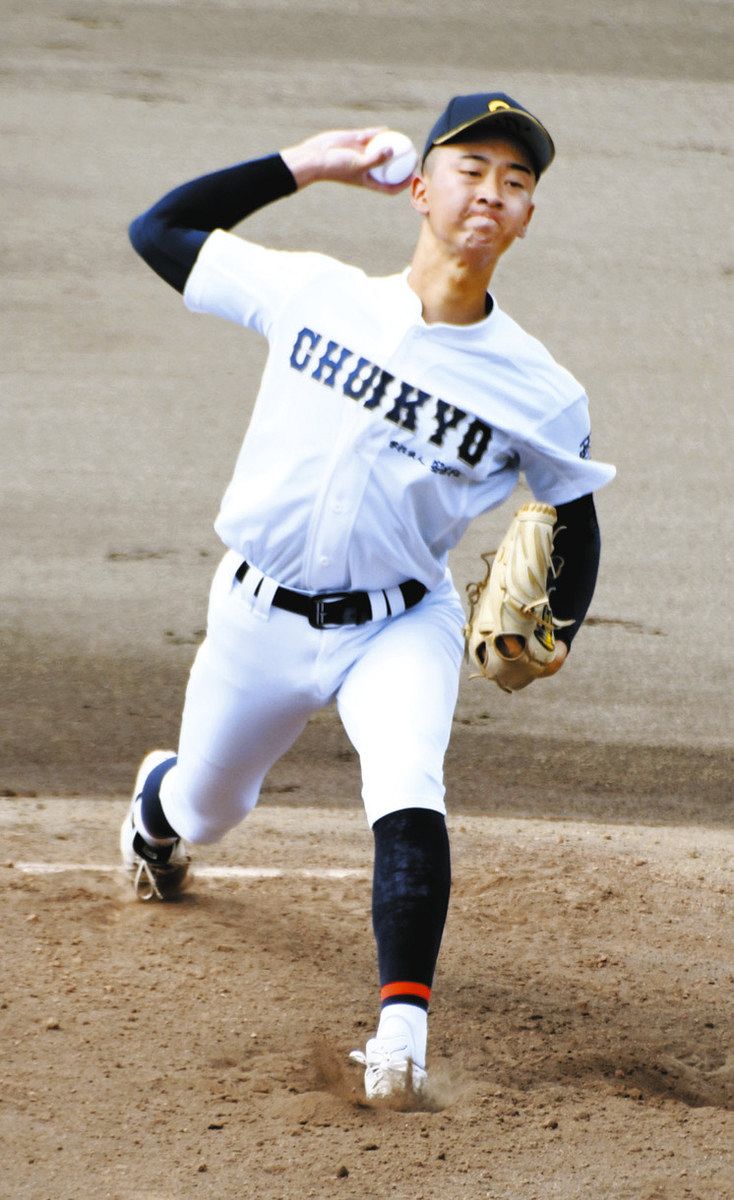 岐阜大会準決勝で8回を零封した西岡投手＝ぎふしん長良川球場で
