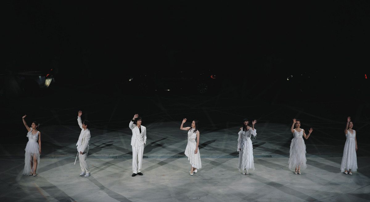 ＩＧアリーナの開業式典で、出演するゲストら