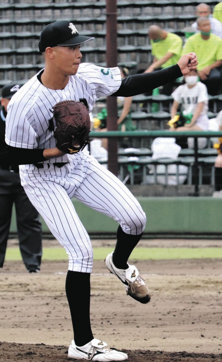 東都大学野球 亜大 鬼塚柊がdena今永から譲り受けたグラブで初勝利 中日スポーツ 東京中日スポーツ