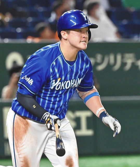 Dena スーパールーキー牧が勝ち越し17号2ラン プロ101安打目 打った瞬間 本塁打になると思った 中日スポーツ 東京中日スポーツ