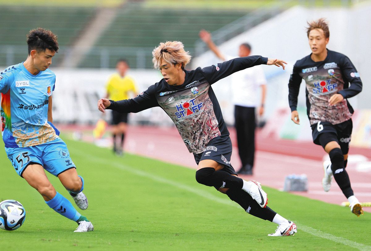 FC岐阜、型破りな「関ケ原合戦」ユニホーム 群雄割拠のJ3を勝ち上がれ