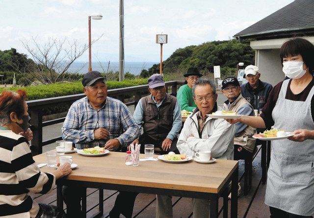 小脇公園に みんなのテラス 常滑市と県芸大が整備 中日新聞web