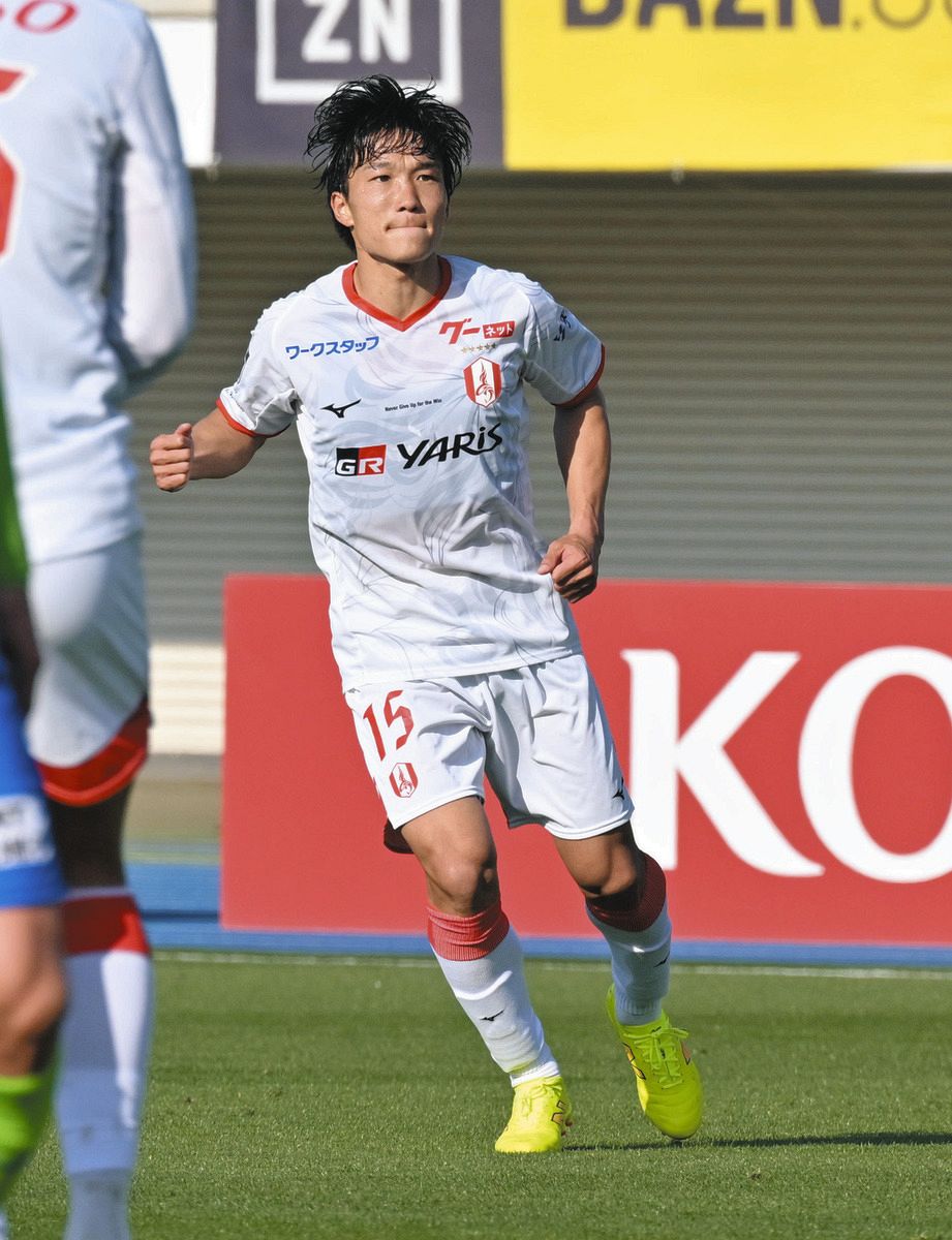 稲垣祥 | 選手・スタッフ | チーム | 名古屋グランパス公式