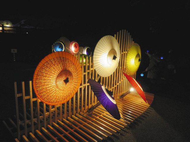 特産和傘や提灯 光が演出 ぎふ灯り物語始まる 中日新聞web