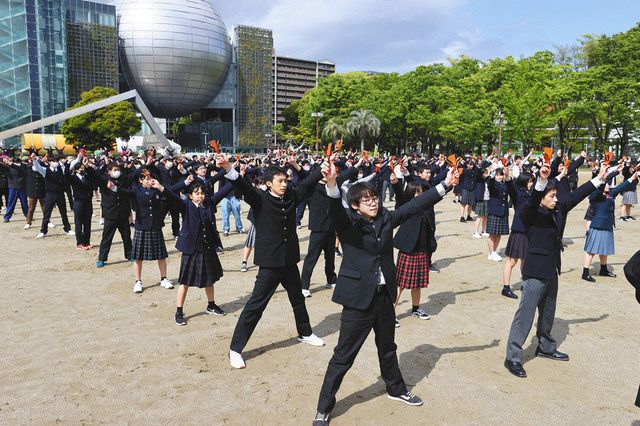 フェスティバルに向け高校生の力をアピール 名古屋でパレード 中日新聞web