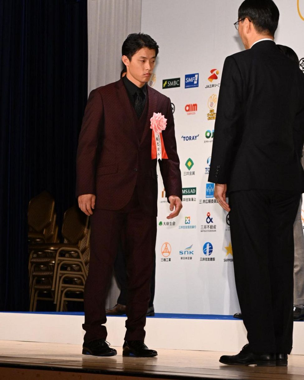 楽天・辰己涼介、「テーマは”奇跡”」 昨年の”奇抜”スタイルから一転