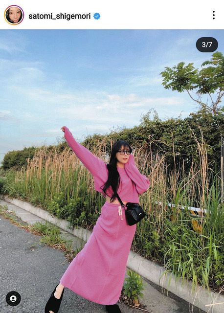 ◇重盛さと美の全身ブィブィ“pink”コーデ！【写真】：中日スポーツ