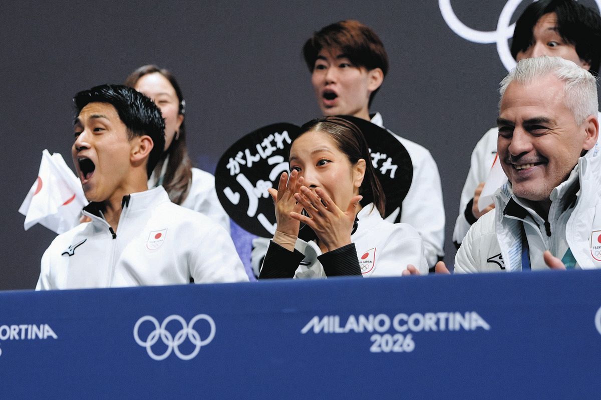 ◇「りくりゅう」155.55点の高得点に驚きの表情【写真】：中日スポーツ