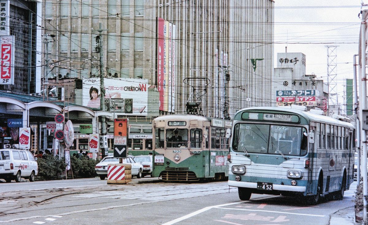 彩りの記憶 北陸の鉄路 西脇恵さん撮影】富山地鉄富山軌道線・デ7013
