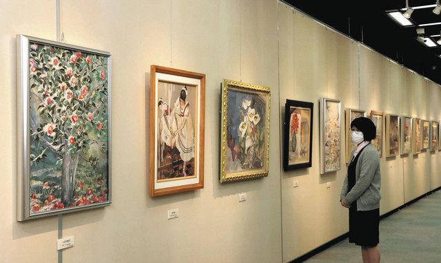 花や人物テーマにちぎり絵 美濃和紙の里会館で作家の作品一堂に：中日