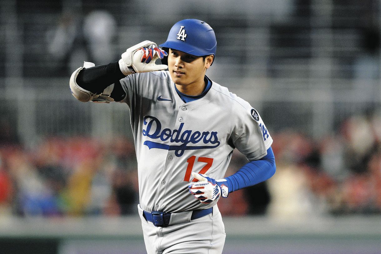 大谷翔平、『デコルテ・ポーズ』おかわり！ ベンチでファウル