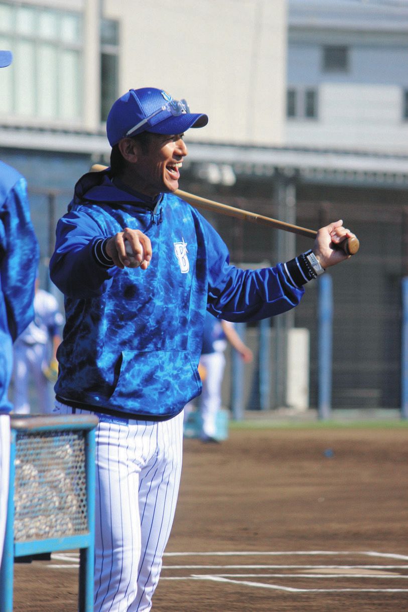 【DeNA】三浦監督、来季へ“2ポジション構想”内外野の垣根取り払う!投手の代走や守備固め起用も:中日スポーツ・東京中日スポーツ
