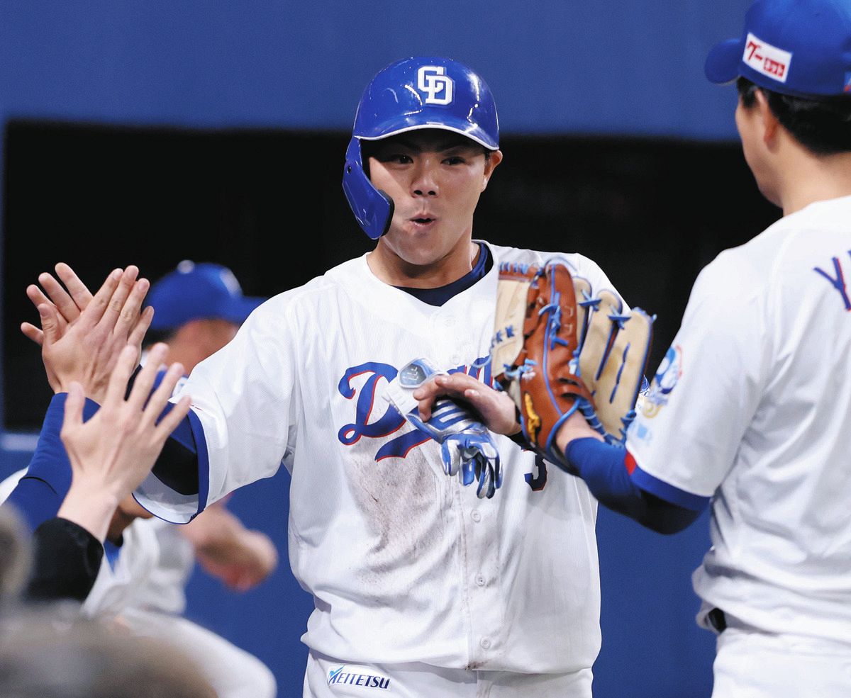 中日・高橋周平、6回に1点差に迫る適時打「どんな形であれ、落ちてくれ