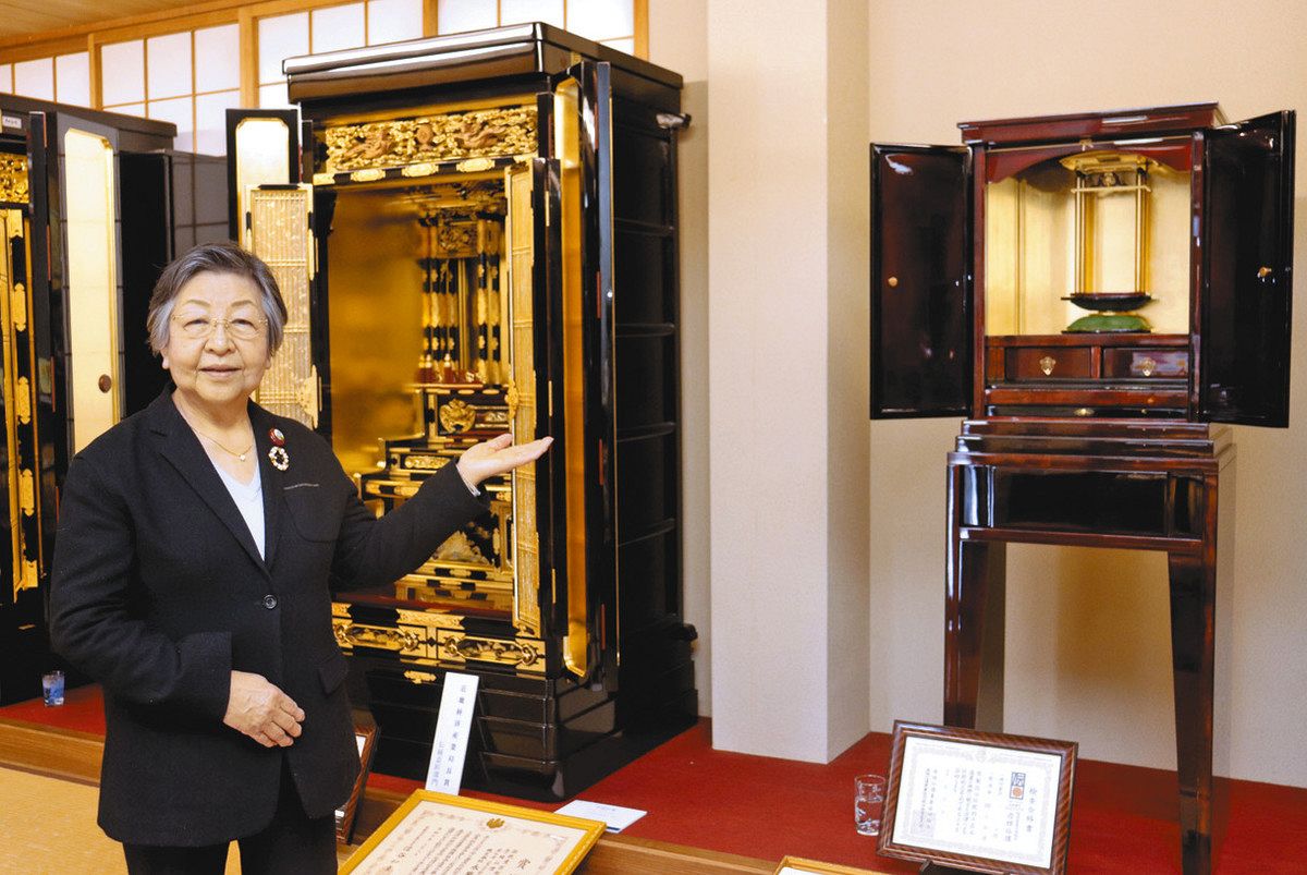 永樂屋の仏壇が全仏展で輝く：中日新聞Web