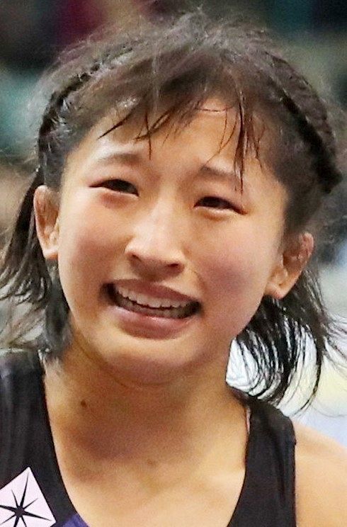 レスリング須崎優衣は1回戦快勝 開会式で日本選手団の旗手 女子フリースタイル50キロ級 中日スポーツ 東京中日スポーツ
