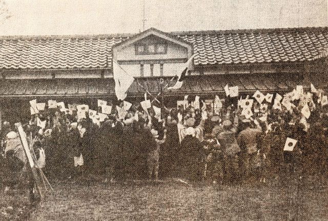 とやま写真館】 富山電気鉄道越中舟橋駅（1931年）：北陸中日新聞Web