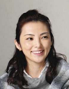 田中麗奈、25年前の主演映画ポスターとツーショットに「変わらないなあ」「青春映画の金字塔」など歓声：中日スポーツ・東京中日スポーツ