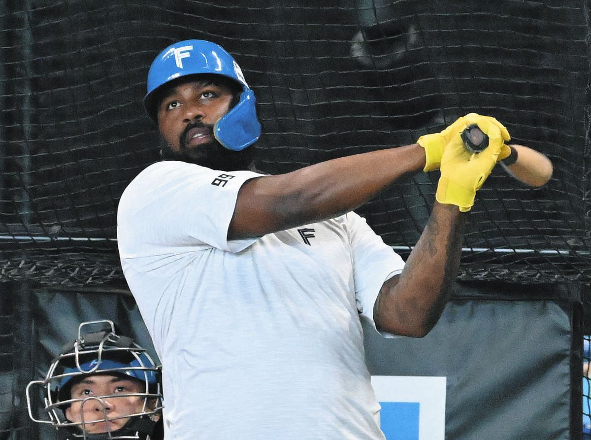 日本ハム・レイエス、「明日以降は笑顔が少なくなるかもしれない。誤解