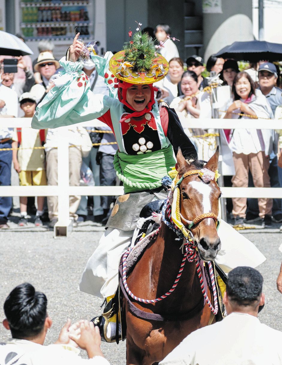 人にも馬にも安全な祭りに」 上げ馬神事、馬に怪我なく2日間終了：中日