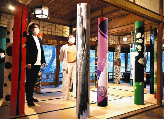 円筒に染織、短冊状の陶器 名古屋で工芸美術東海会展：中日新聞Web