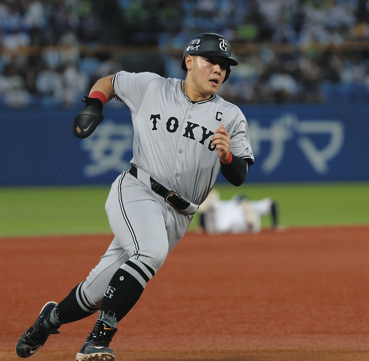 巨人】岡本和真が打点王争いトップに…小学生相手に徳を積んだ効果で2