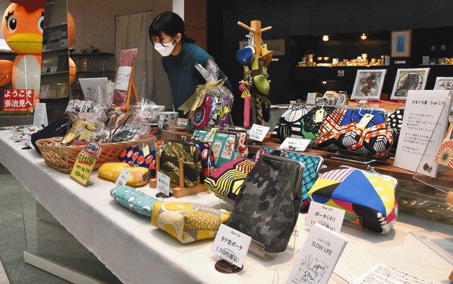 雑貨や布小物 イラストなど並ぶ 多治見で活躍のクリエーター作品 中日新聞web