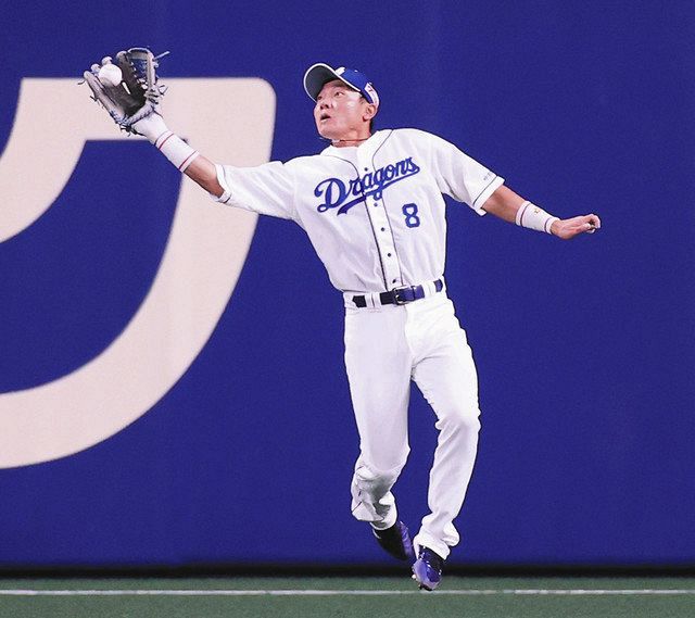 中日】大島が開幕10戦連続安打「続けていきたい」守備ではピンチ救う