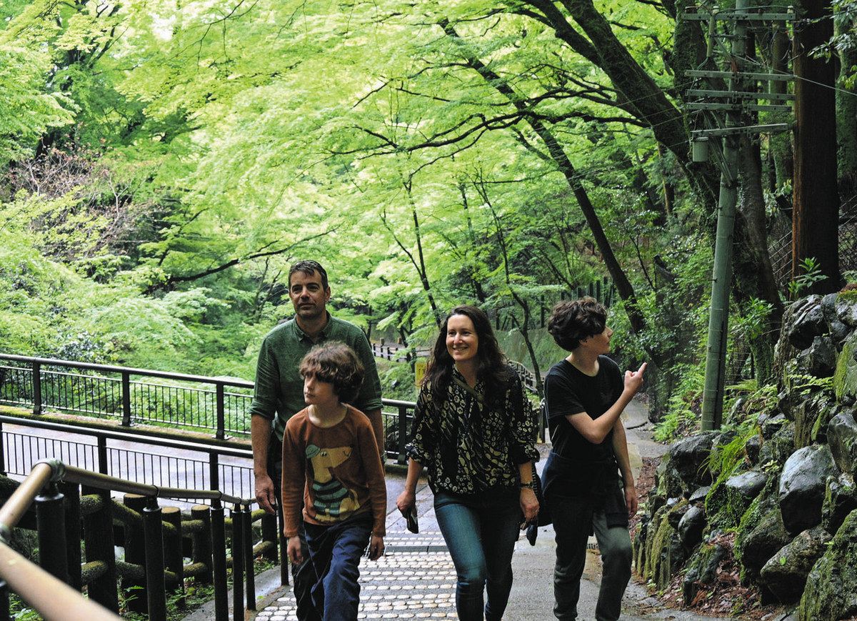 養老町 養老公園エリアに外国人観光客、近くの旅館も人気上昇中 Youは何を求めて来ているの？：中日新聞Web