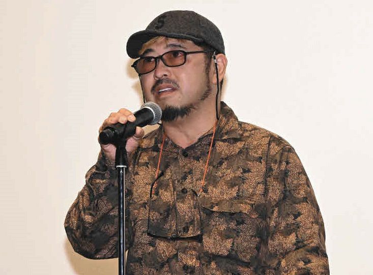 授賞式に出席した清水崇監督