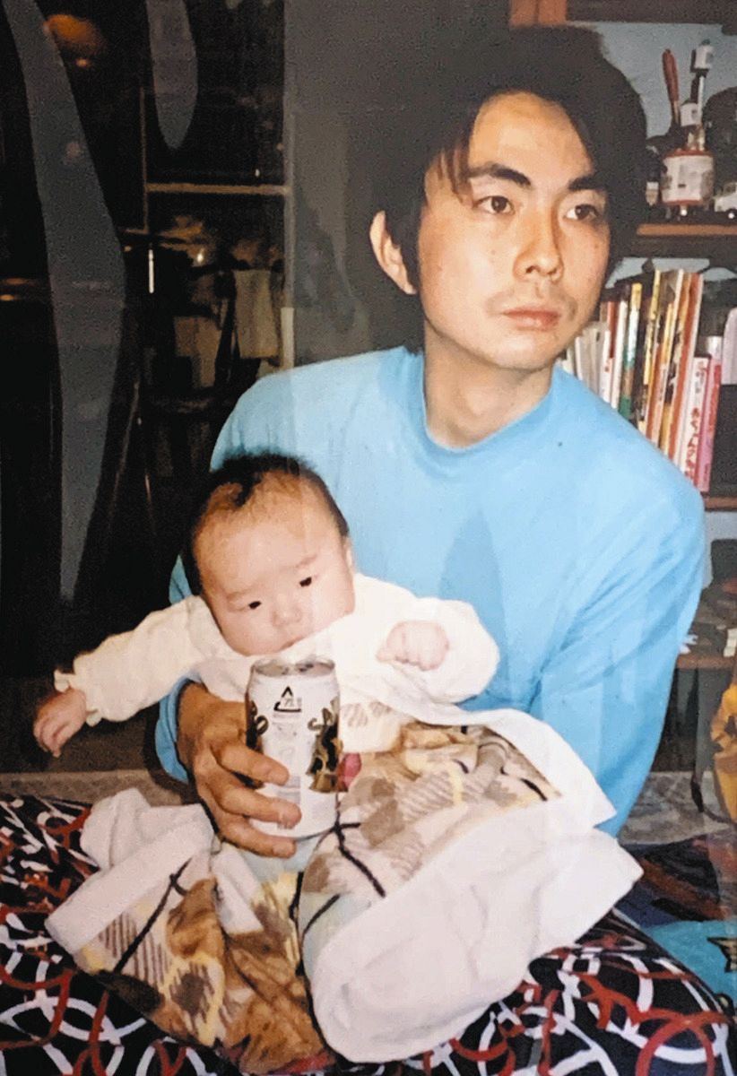 中日・小笠原慎之介編集長、実家に保管されていた写真や卒業文集で幼少