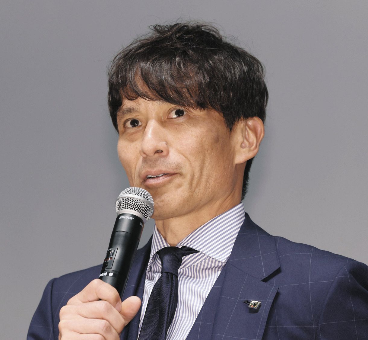碧くん、笑って！」宮本恒靖会長が投稿した日本代表の集合写真